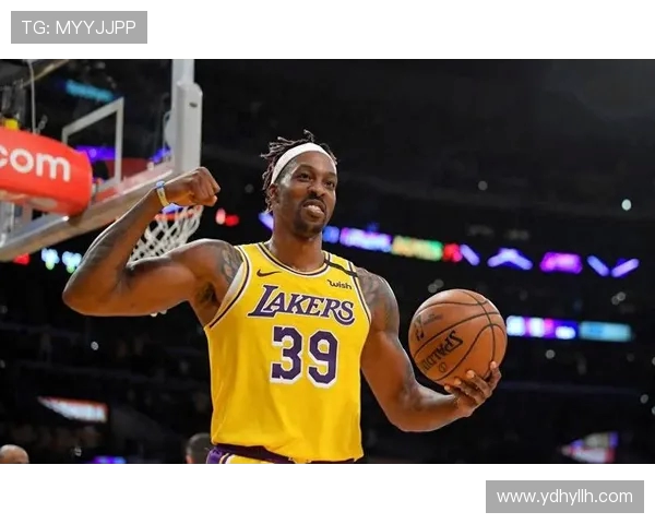 “魔兽”霍华德NBA生涯全纪录与数据总览 “魔兽”霍华德NBA生涯全纪录与数据总览