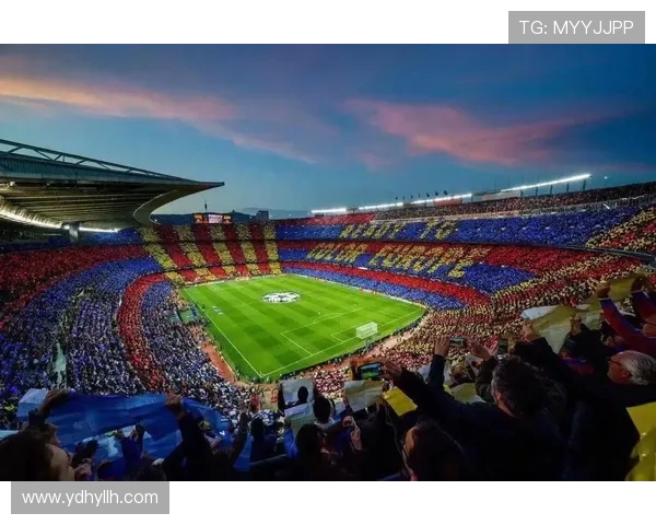 黑白条纹与蓝黑荣耀意大利足球豪门传奇与辉煌历史全景解析 黑白条纹与蓝黑荣耀意大利足球豪门传奇与辉煌历史全景解析