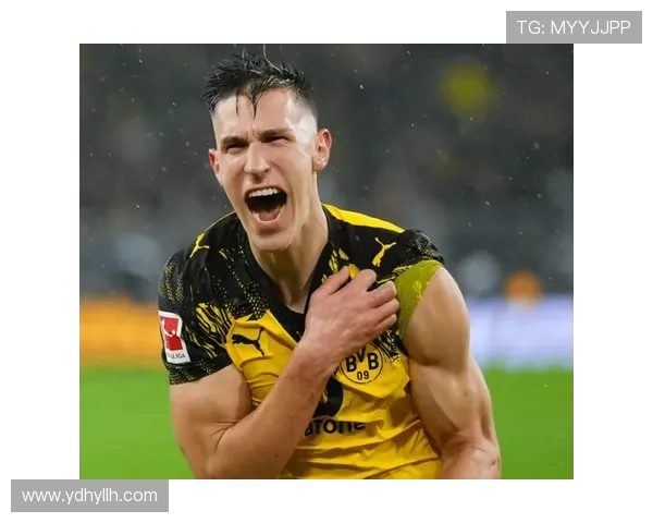 皇马球探关注施洛特贝克表现可能引进这位年轻后卫