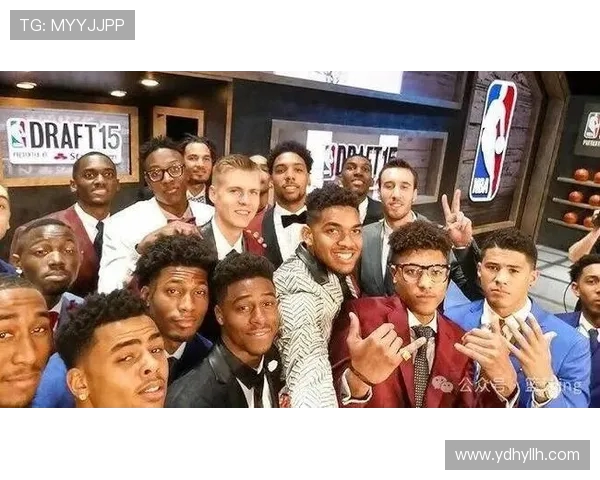 2015年NBA选秀顺位名单出炉唐斯成状元拉塞尔榜眼波尔津吉斯探花